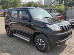 Mahindra TUV300 T4 MHawk full