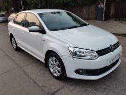 Volkswagen Vento 1.6 MPI Highline full