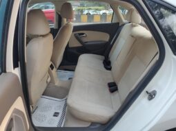 Volkswagen Vento 1.6 MPI Highline full