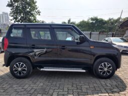 Mahindra TUV300 T4 MHawk full