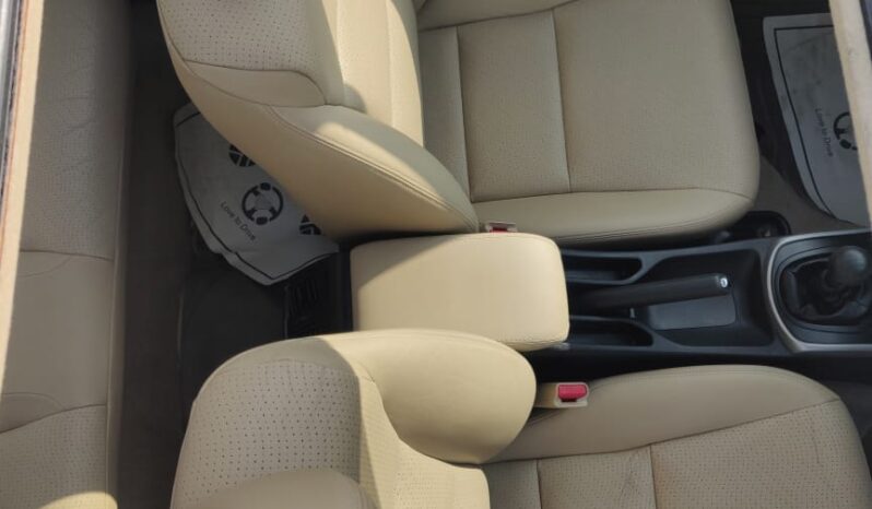 Honda City 1.5 VX Sunroof full