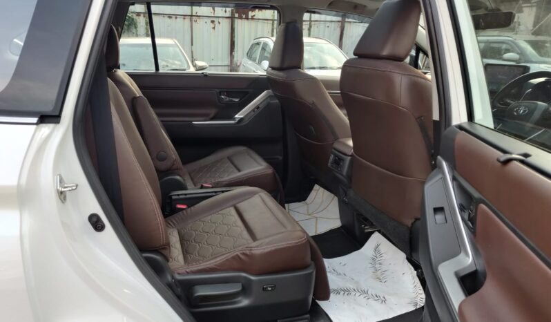 Toyota Innova Hycross  ZX Hybrid full