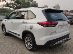 Toyota Innova Hycross  ZX Hybrid full