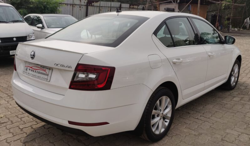 Skoda Octavia L&K full