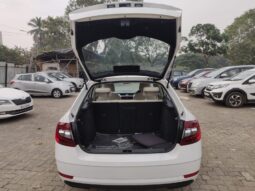 Skoda Octavia L&K full