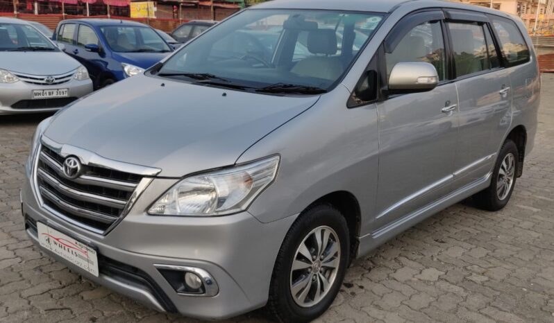 Toyota Innova V 7STR full