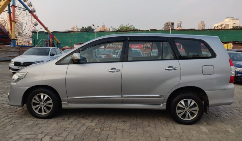 Toyota Innova V 7STR full