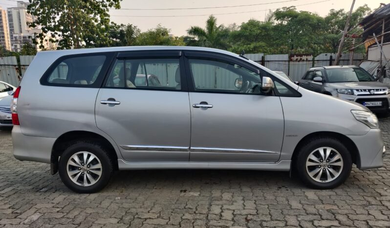 Toyota Innova V 7STR full