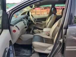 Toyota Innova 2.5 Z  7STR full