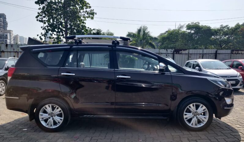 Toyota Innova Crysta 2.7 Z 7STR full