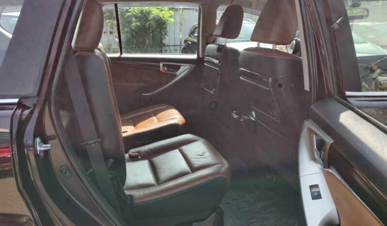 Toyota Innova Crysta 2.7 Z 7STR full