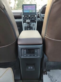 Toyota Innova Hycross  ZX Hybrid full