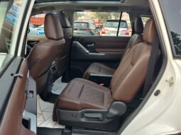 Toyota Innova Hycross  ZX Hybrid full