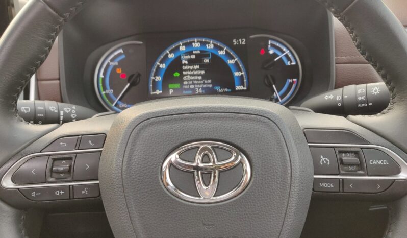 Toyota Innova Hycross  ZX Hybrid full