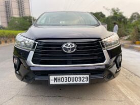 Toyota Innova Crysta 2.4 G 8STR