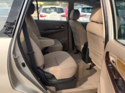 Toyota Innova 2.5 V 7STR full