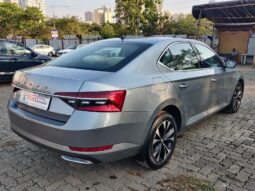 Skoda Superb 2.0 TSI full