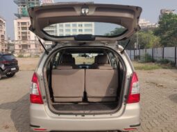 Toyota Innova 2.5 V 7STR full