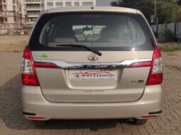 Toyota Innova 2.5 V 7STR full