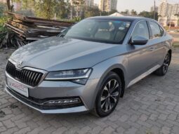 Skoda Superb 2.0 TSI full