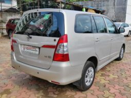 Toyota Innova 2.5 G full