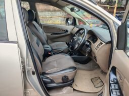 Toyota Innova 2.5 G full