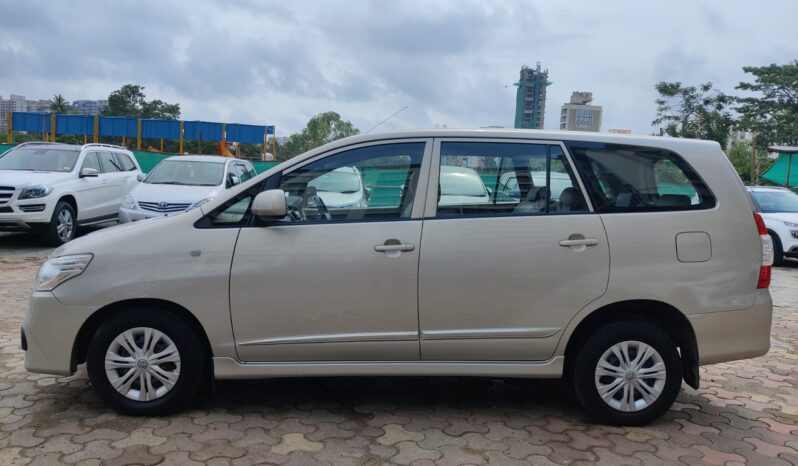 Toyota Innova 2.5 G full