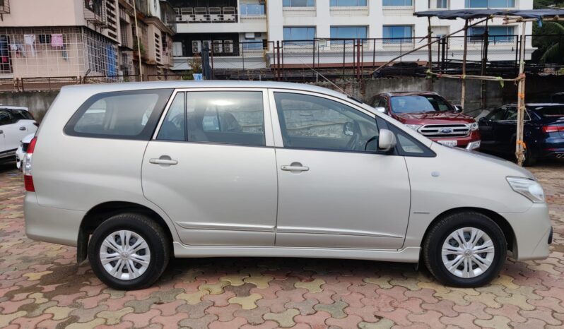 Toyota Innova 2.5 G full