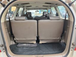 Toyota Innova 2.5 G full