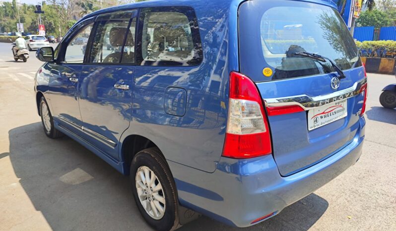 Toyota Innova 2.5 V 8STR full