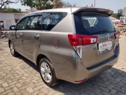 Toyota Innova Crysta 2.7 Z full