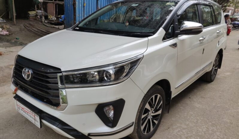 Toyota Innova Crysta 2.7 Z 7STR full