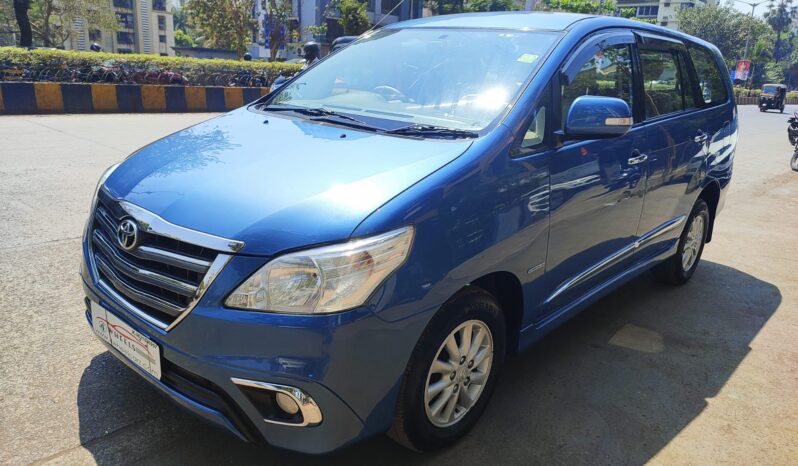 Toyota Innova 2.5 V 8STR full