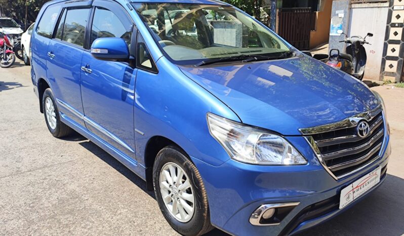 Toyota Innova 2.5 V 8STR full