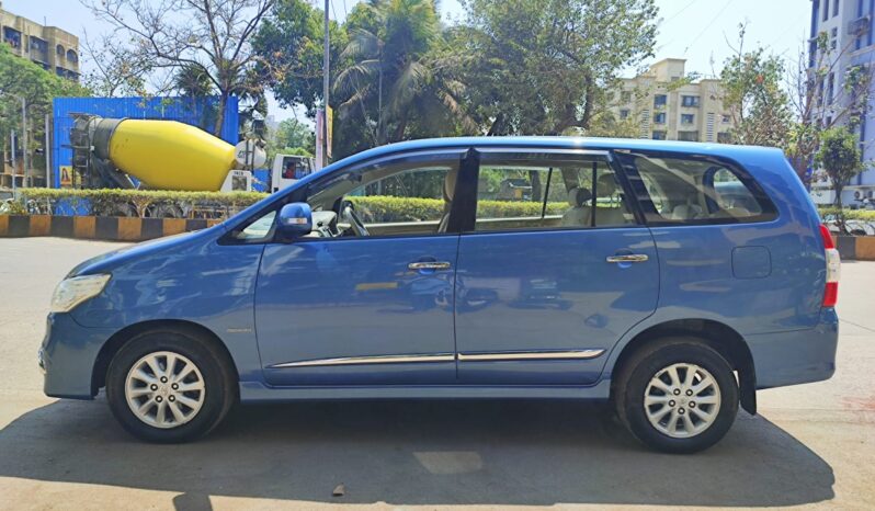 Toyota Innova 2.5 V 8STR full