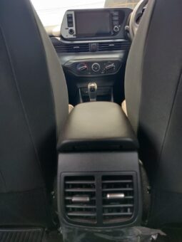 Hyundai i20 Sportz full