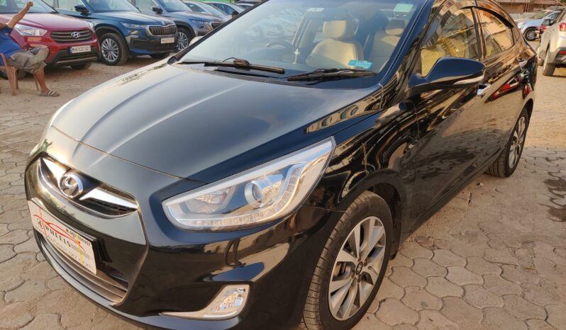 Hyundai Verna 1.6 VTVT SX full