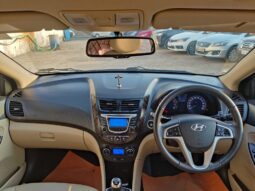 Hyundai Verna 1.6 VTVT SX full