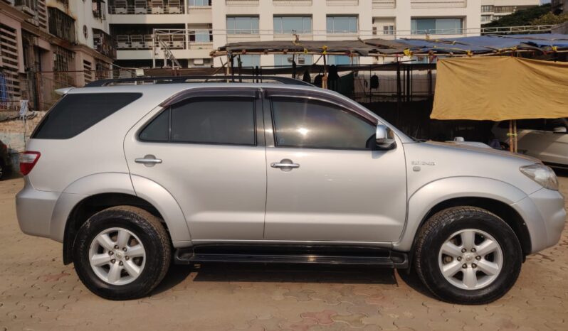 Toyota Fortuner 3.0L 4WD full