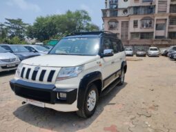 Mahindra TUV300 T8 full