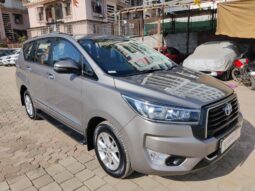 Toyota Innova Crysta 2.4 GX 7STR full