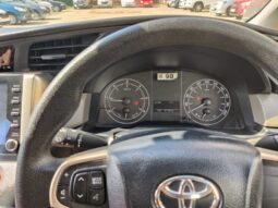 Toyota Innova Crysta 2.4 GX 7STR full