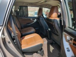 Toyota Innova Crysta 2.7 Z 7STR full