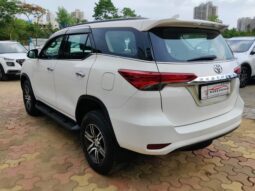 Toyota Fortuner 4×2 full