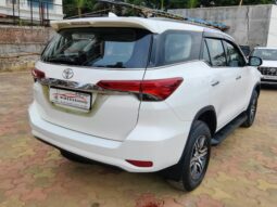 Toyota Fortuner 4×2 full