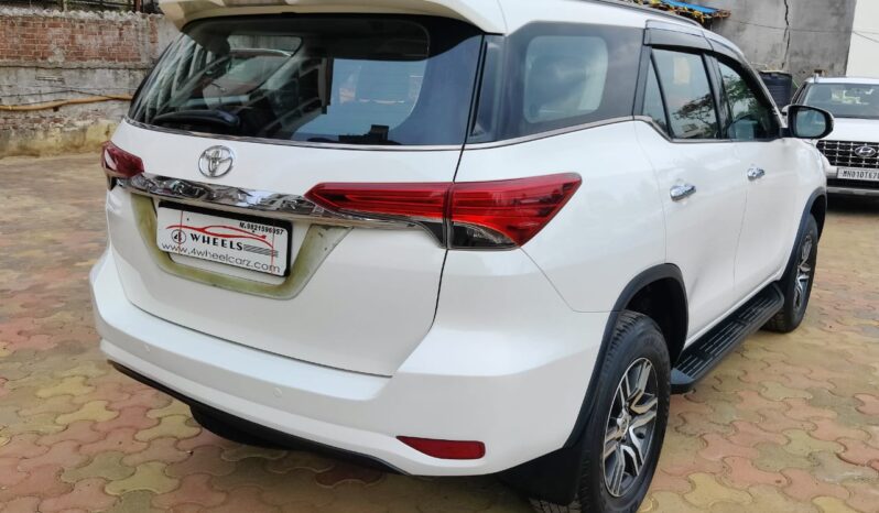 Toyota Fortuner 4×2 full