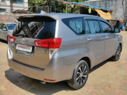 Toyota Innova Crysta 2.7 Z 7STR full