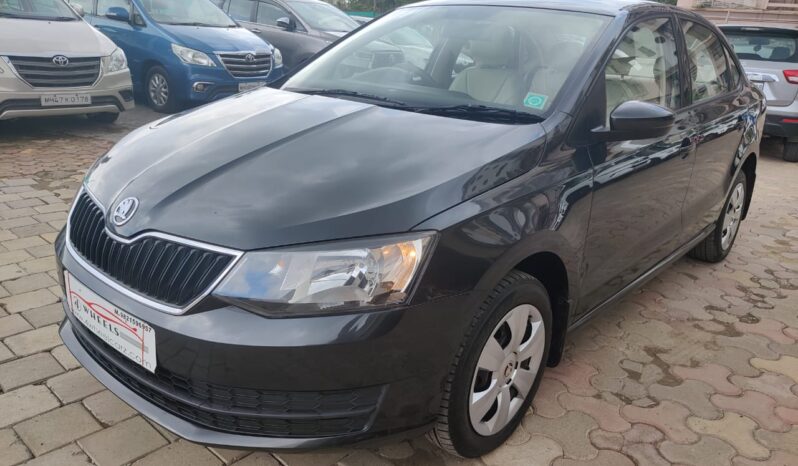 Skoda Rapid 1.6 MPI Active full