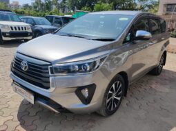 Toyota Innova Crysta 2.7 Z 7STR full