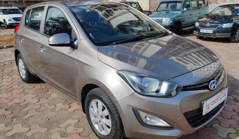 Hyundai i20 Sportz full